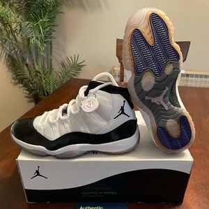 Air Jordan 11 concord 2011